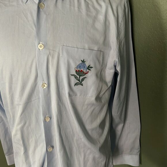 Gucci Light Blue Pinstriped Shirt Embroidered Flower pocket, Size 42 Preowned - Picture 6 of 11
